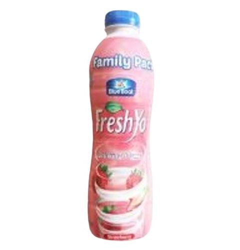 Strawberry Sweetened Regular Youghurt (750ml)